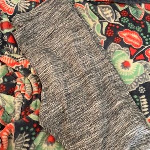 grey and white leggings